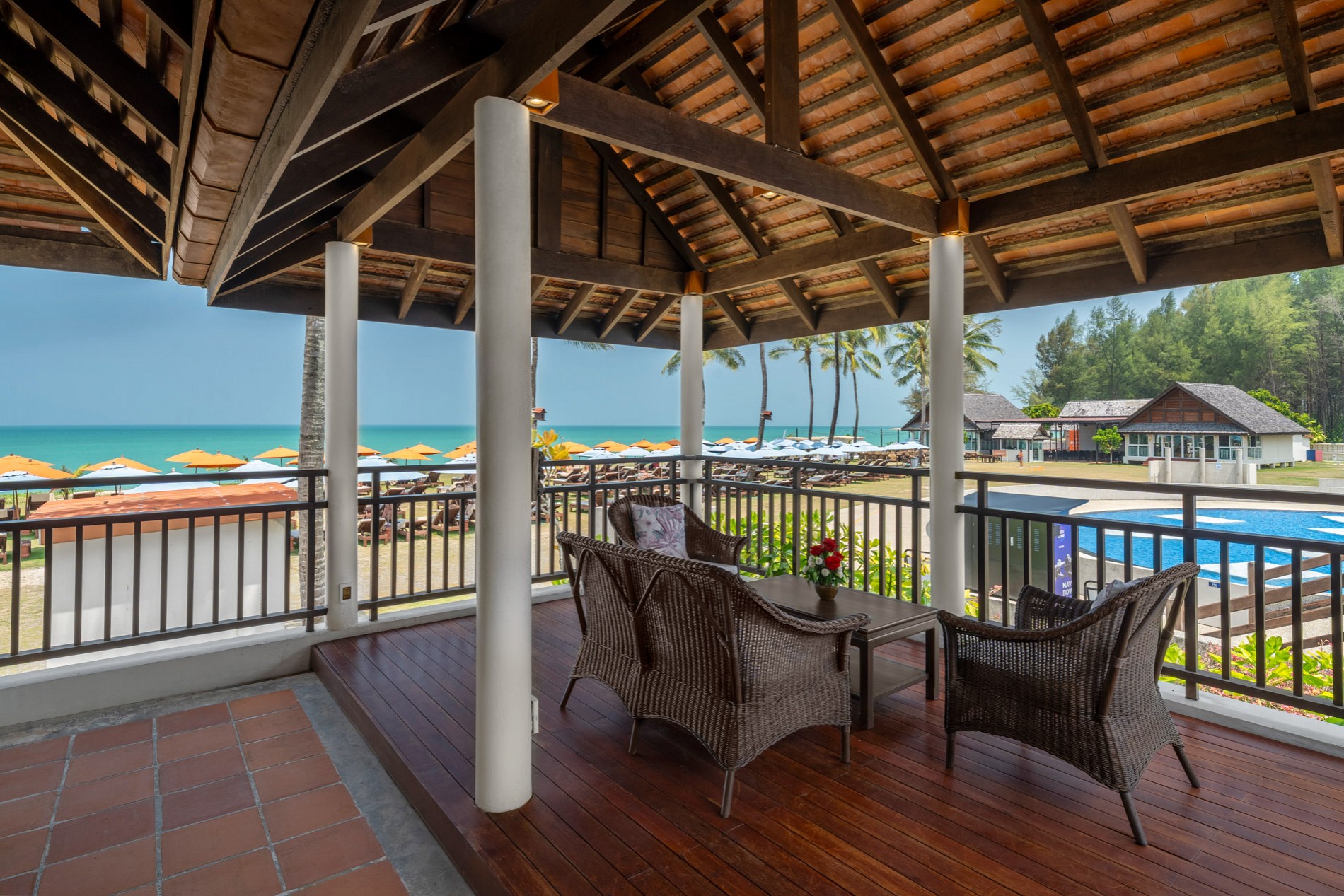 Honeymoon Villa Beachfront